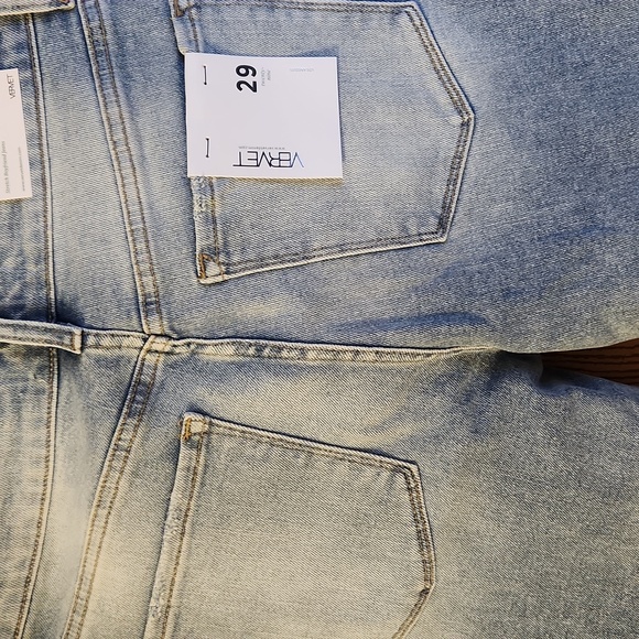 Vervet Women's Light Blue Distressed Jeans - Picture 3 of 3